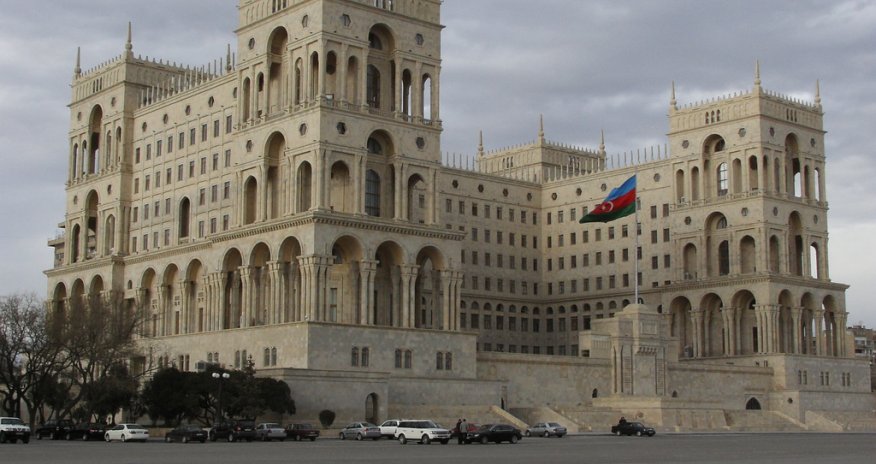 В центре Баку перекроют дороги 