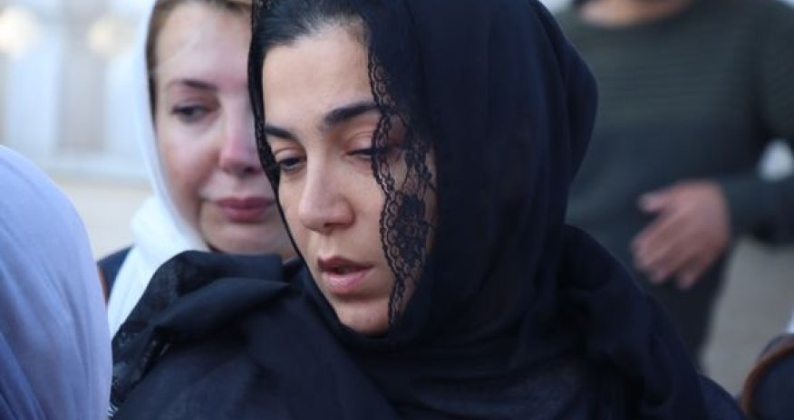 Sevil Nuriyeva həyat yoldaşının İstanbuldakı vida mərasimində - FOTO