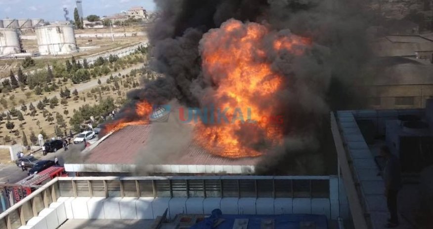 Bakıda kafedə güclü PARTLAYIŞ OLDU - VİDEO