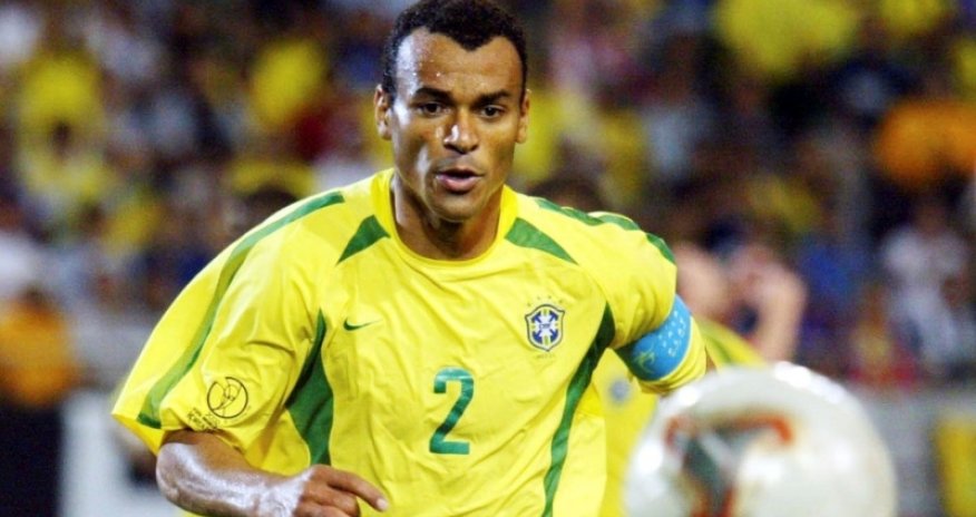 Dünya şöhrətli Kafu Bakıya gəlir