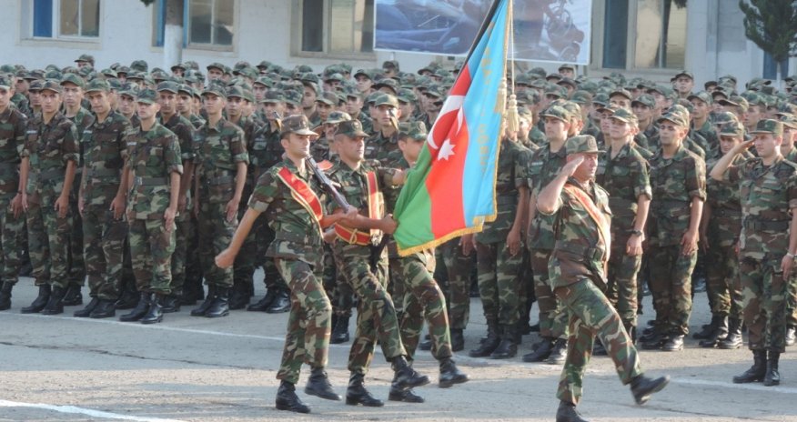 Hərbiylə bağlı yaş aşağı salınır