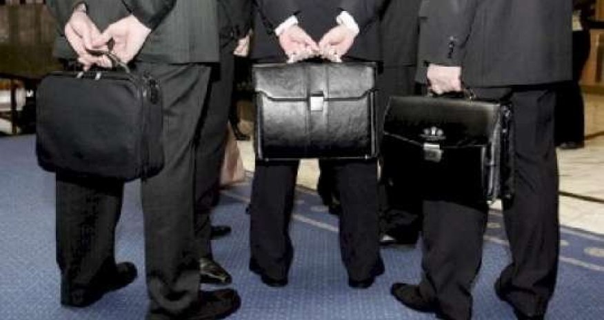 Bu azərbaycanlı məmurlar işə piyada gedir - SİYAHI - FOTOLAR