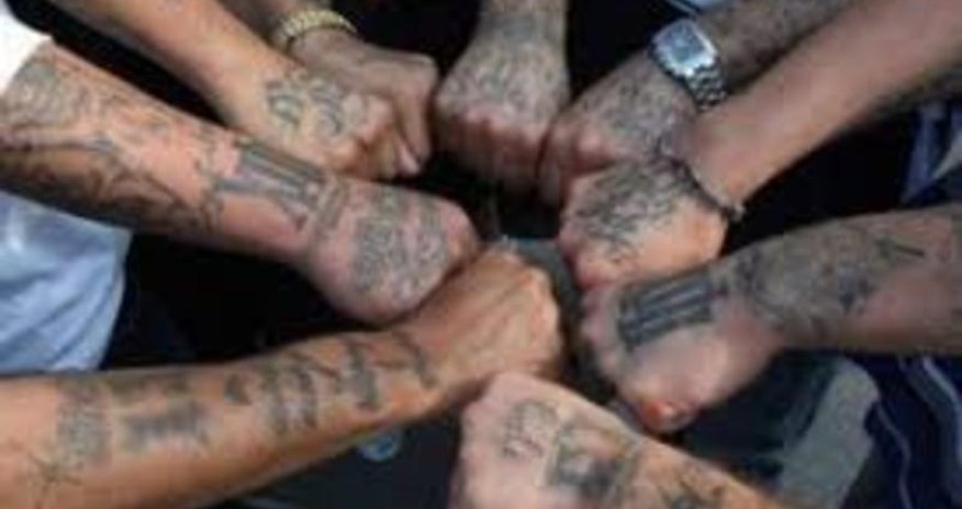 Bakıda kriminal avtoritetlər iş adamından...