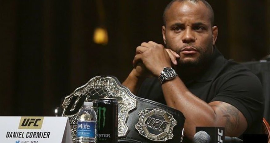 MMA çempionu: Floyd Həbibi döyəcək