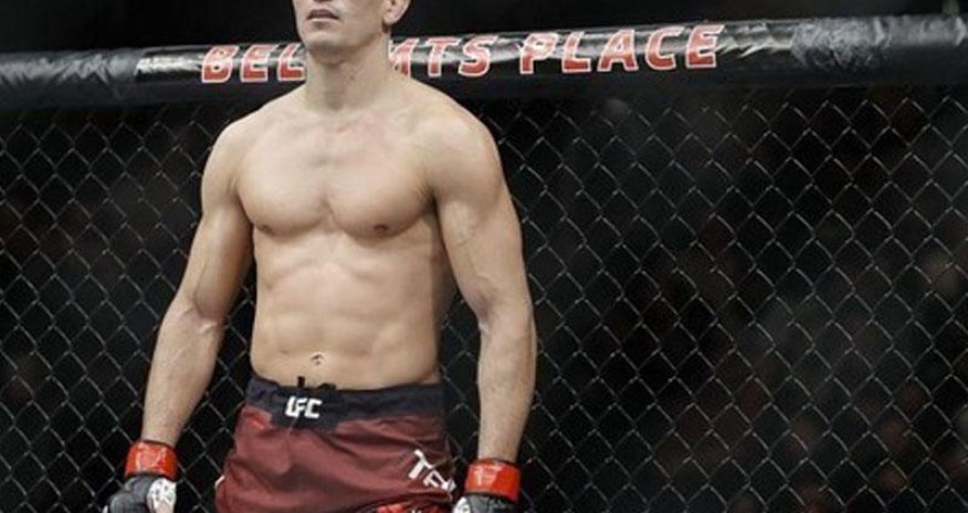 Neymarın cangüdəni UFC döyüşündə nokautla uduzdu - VİDEO