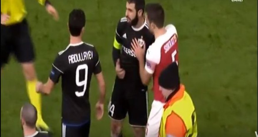 Rəşad Sadıqovdan erməni azarkeşə sərt reaksiya - VİDEO