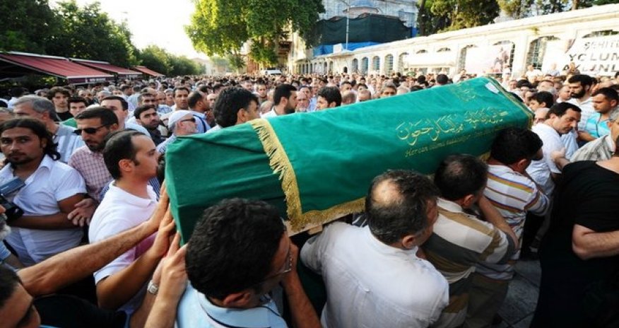 Məhşur aktrisa vəfat etdi - FOTO