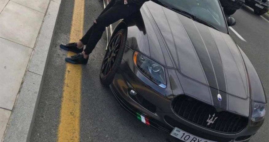 Azərbaycanlı futbolçuların maşınları: 