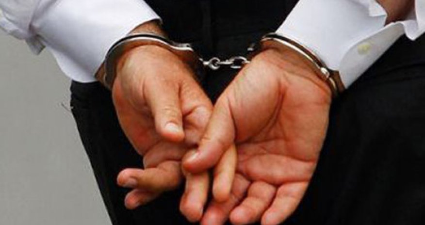 Azərbaycanda 3 məmur həbs edildi