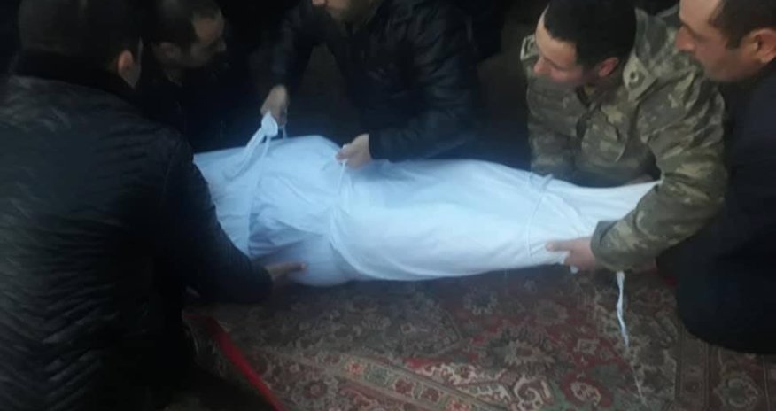 Qripdən öldüyü deyilən idmançı dəfn edildi - VİDEO