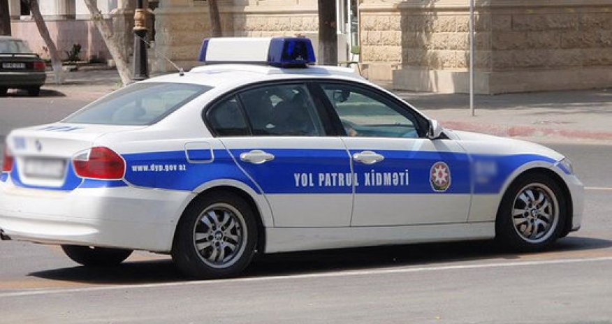 Bakıda yol polisi sürücünü saxladı və... -  VİDEO