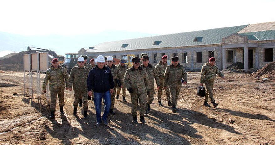 Azərbaycanda yeni hərbi obyektlər tikilir - FOTO