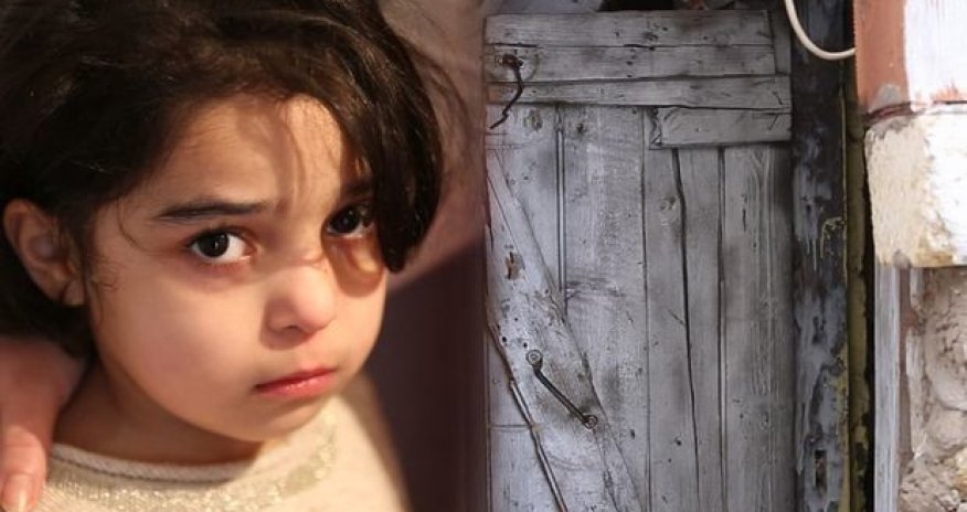 В Баку семья 8 лет живет в туалете - ВИДЕО