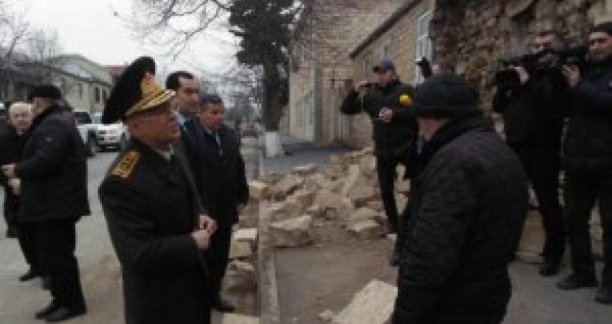 Emergencies minister visits site of Shamakhi earthquake