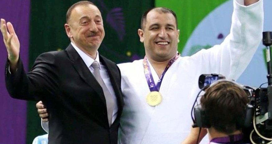 İlham Zəkiyevə fəxri ad verildi