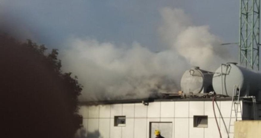 Сильный пожар в жилом доме в Баку - ФОТО - ВИДЕО