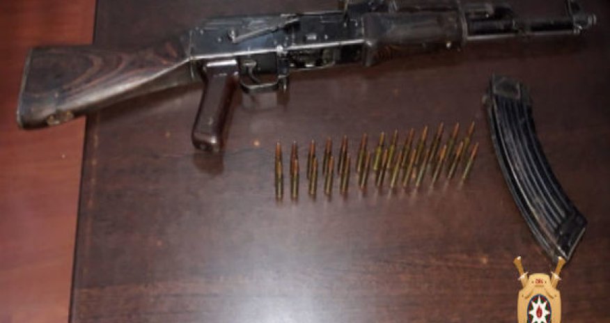 У жителя Маштаги изъяли автомат Калашникова - ФОТО/ВИДЕО