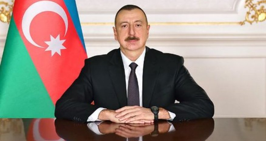 Prezident xalq artistinə mənzil hədiyyə etdi - FOTO