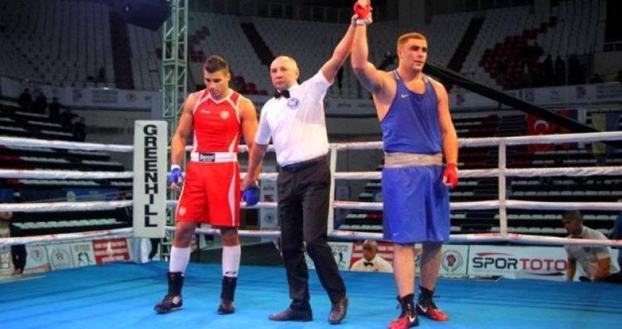 Азербайджанский боксер стал чемпионом Европы