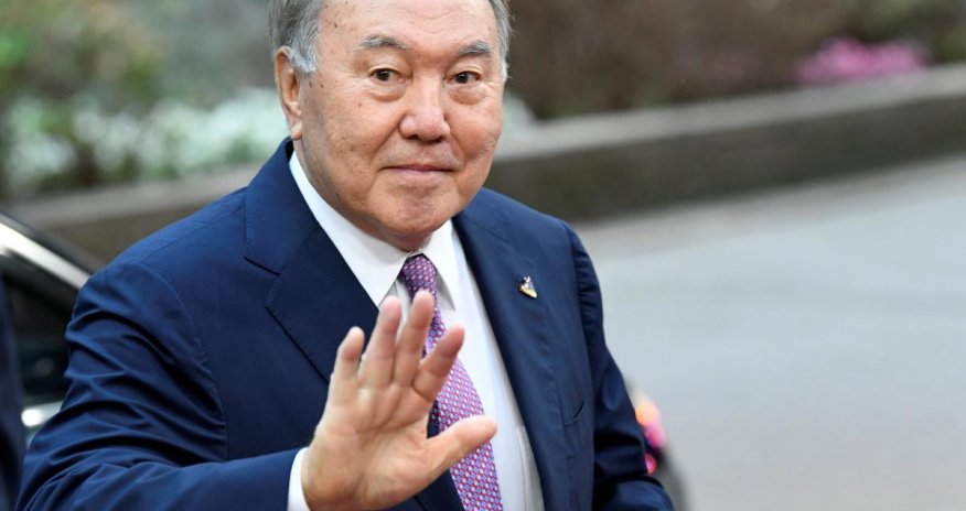 Назарбаев назвал своего преемника