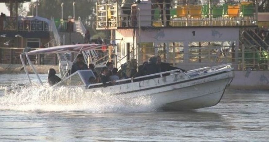 Момент крушения парома в Ираке попал на видео