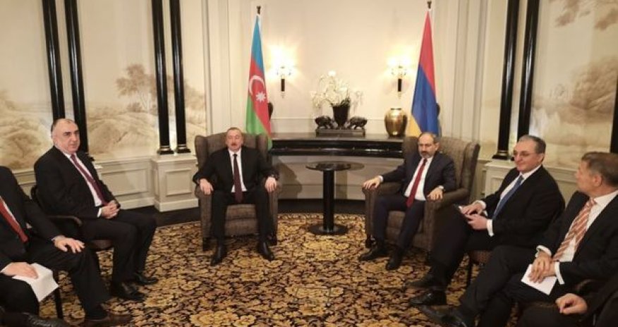 Azərbaycan Prezidenti ilə Ermənistan baş nazirinin görüşü başladı