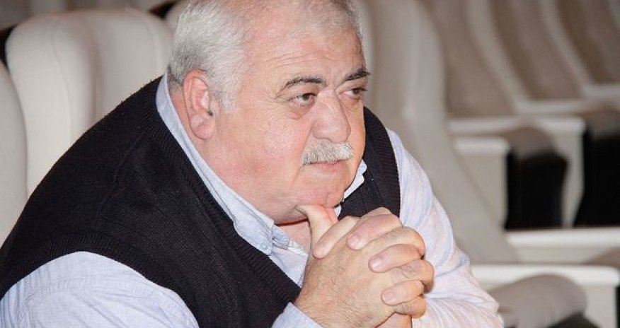 Скончался Ровшан Алмурадлы