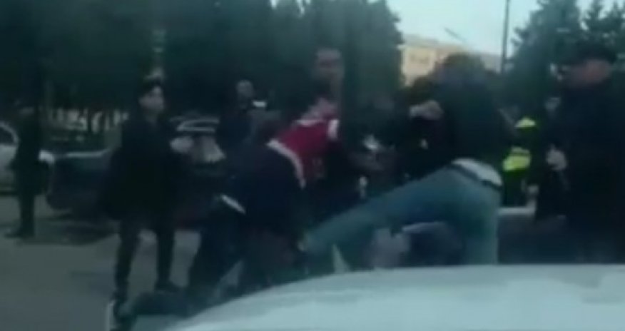 Bakda  kütləvi dava - VİDEO