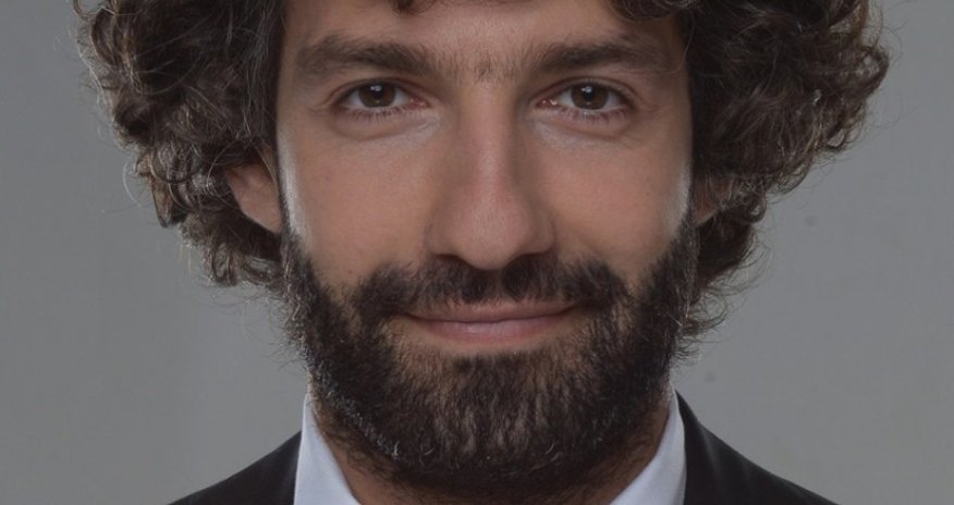 Таир Мамедов рекламирует армянский магазин «Карабах»