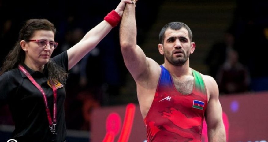 Азербайджанский борец стал трехкратным чемпионом Европы