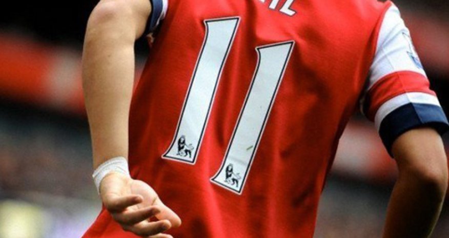 Məsud Özildən aqressiv hərəkət