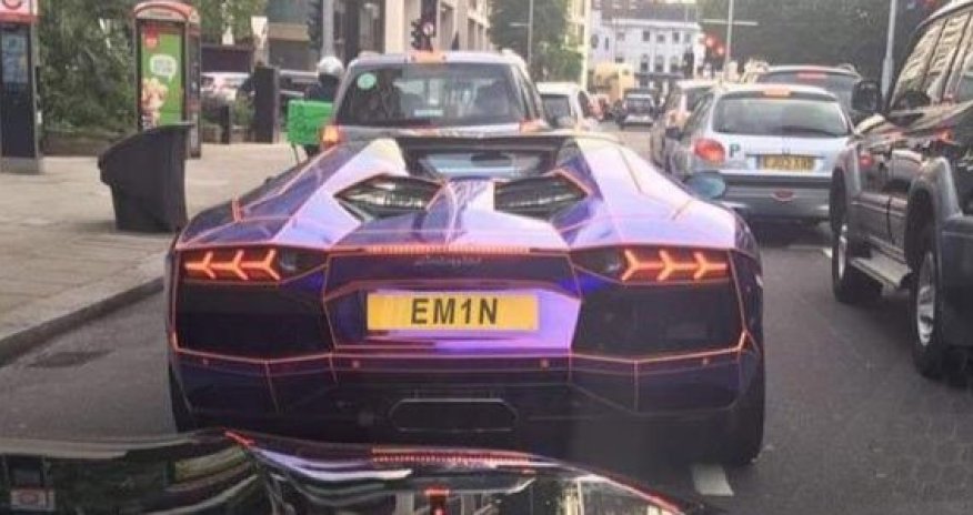 “EM1N”in bahalı “Lamborghini”si London küçələrində… (FOTOLAR)