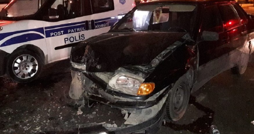 Sükan arxasında ürəktutma keçirən sürücü qəzaya səbəb olub - VİDEO