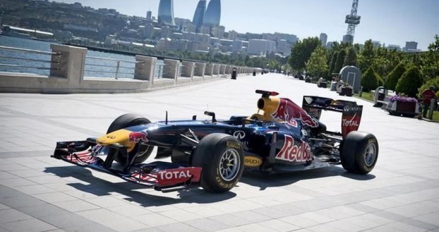 “Formula-1”də pilotları rəqqaslar müşayiət edəcək