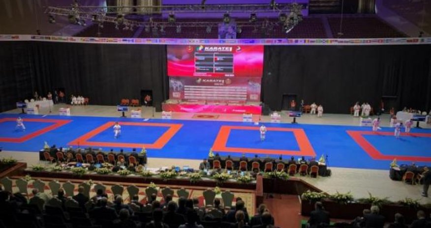 Rafael Ağayev Premyer Liqada bürünc medal üçün döyüşəcək