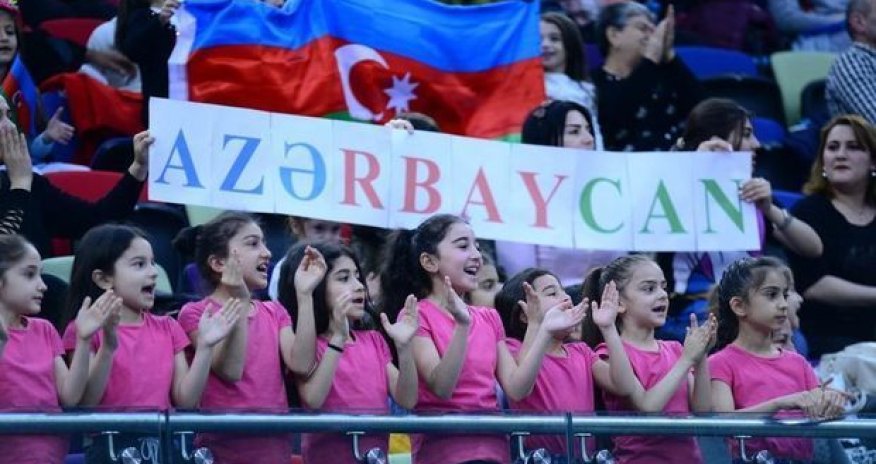 Эмоциональное исполнение гимна азербайджанскими спортсменками - ВИДЕО
