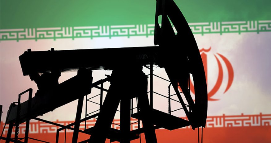 Иран намерен нарастить добычу нефти в ответ на санкции США