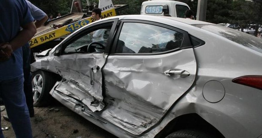 Bakıdakı ağır qəzaların görüntüləri - VİDEO