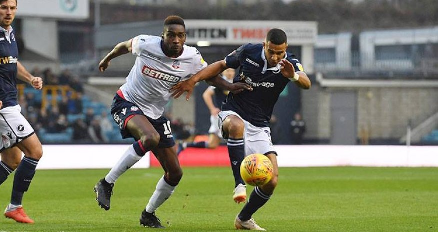 Maaşları verilməyən futbolçular meydana çıxmadı