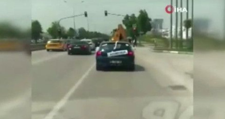 Gəlin maşını sandılar - Üzərindəki yazını oxuyanda şok oldular - VİDEO