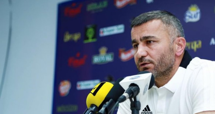 Гурбан Гурбанов назвал игроков, которые покидают «Карабах»