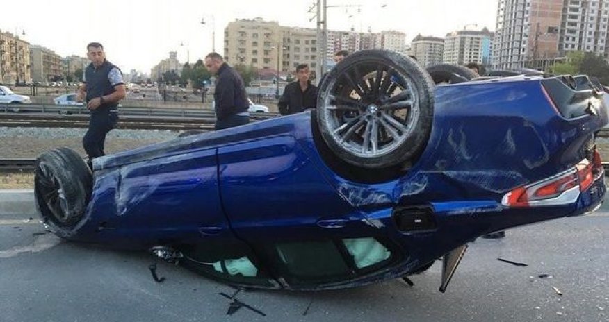 Bakıda 270 min manatlıq BMW aşdı - FOTO