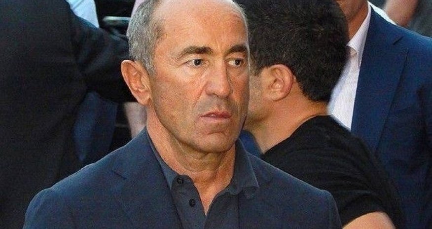 Robert Koçaryanın məhkəməsi başlayıb