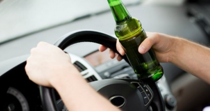 Пьяный водитель устроил цепную аварию в Баку - ВИДЕО 