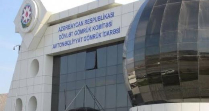 Импорт легковых автомобилей в Азербайджан в январе-апреле увеличился