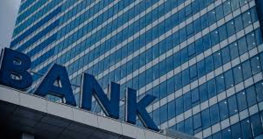 Bu bankdan  Xalq artistinə- ŞOK XƏBƏR – EVİ TƏRK ETMƏSİ TƏLƏB EDİLİR