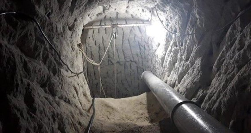 Evinin altını qazmağa başladı - Görün, başına nə gəldi - FOTOLAR