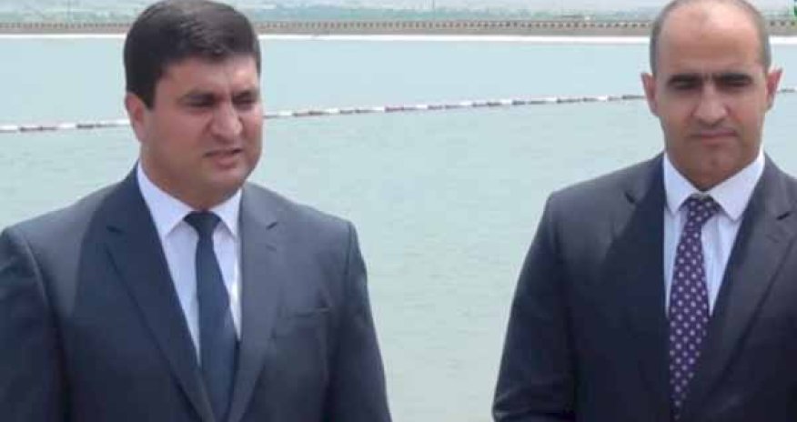 Azərbaycanda nazir, icra başçısı çimərlikdə  -VİDEO