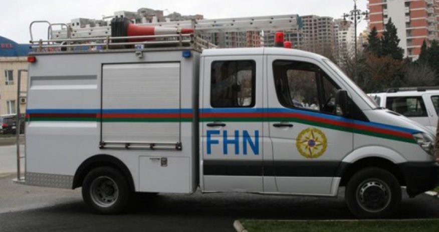 Bakıda kondisionerin mühərriki qoparaq təhlükə yaradıb