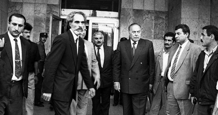 Dövlət tərəfindən Əbülfəz Elçibəyin ailəsinə verilən eks-prezident müavinəti kəsiləcək